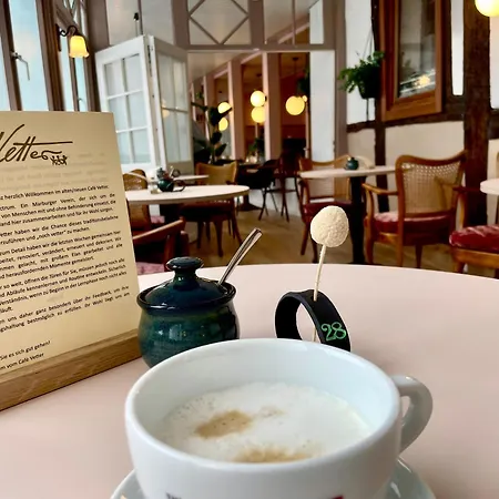 Vetters Romantisches Gaestezimmer In Der Marburger Oberstadt Проживание в семье Marburg