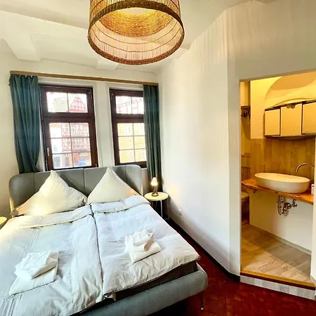 Vetters Romantisches Gaestezimmer In Der Marburger Oberstadt Accommodatie bij particulieren Marburg
