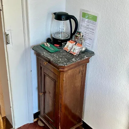 Vetters Romantisches Gaestezimmer In Der Marburger Oberstadt Проживание в семье Marburg